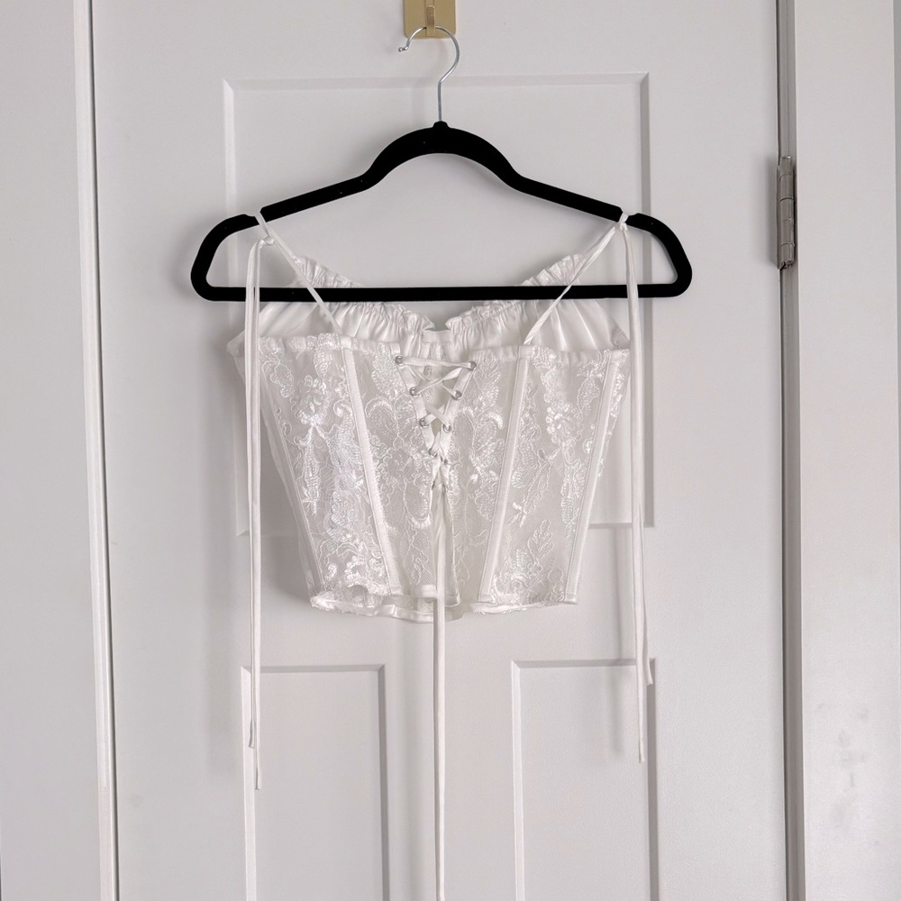 V. Chapman Calla Lily Two Piece Skirt Set White NEW with tags - Picture 4 of 14